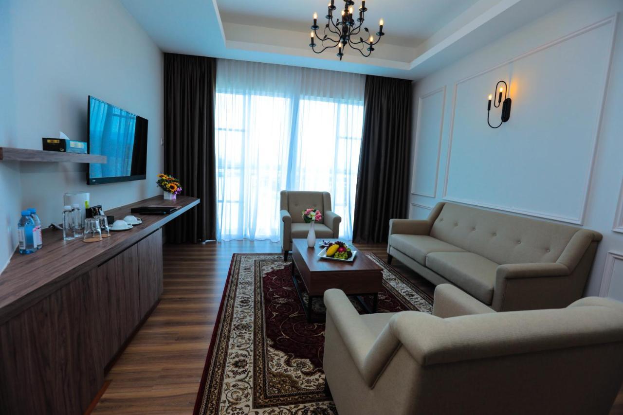 Hotel Casuarina@Kuala Kangsar Buitenkant foto