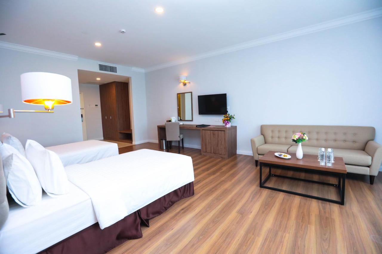 Hotel Casuarina@Kuala Kangsar Buitenkant foto
